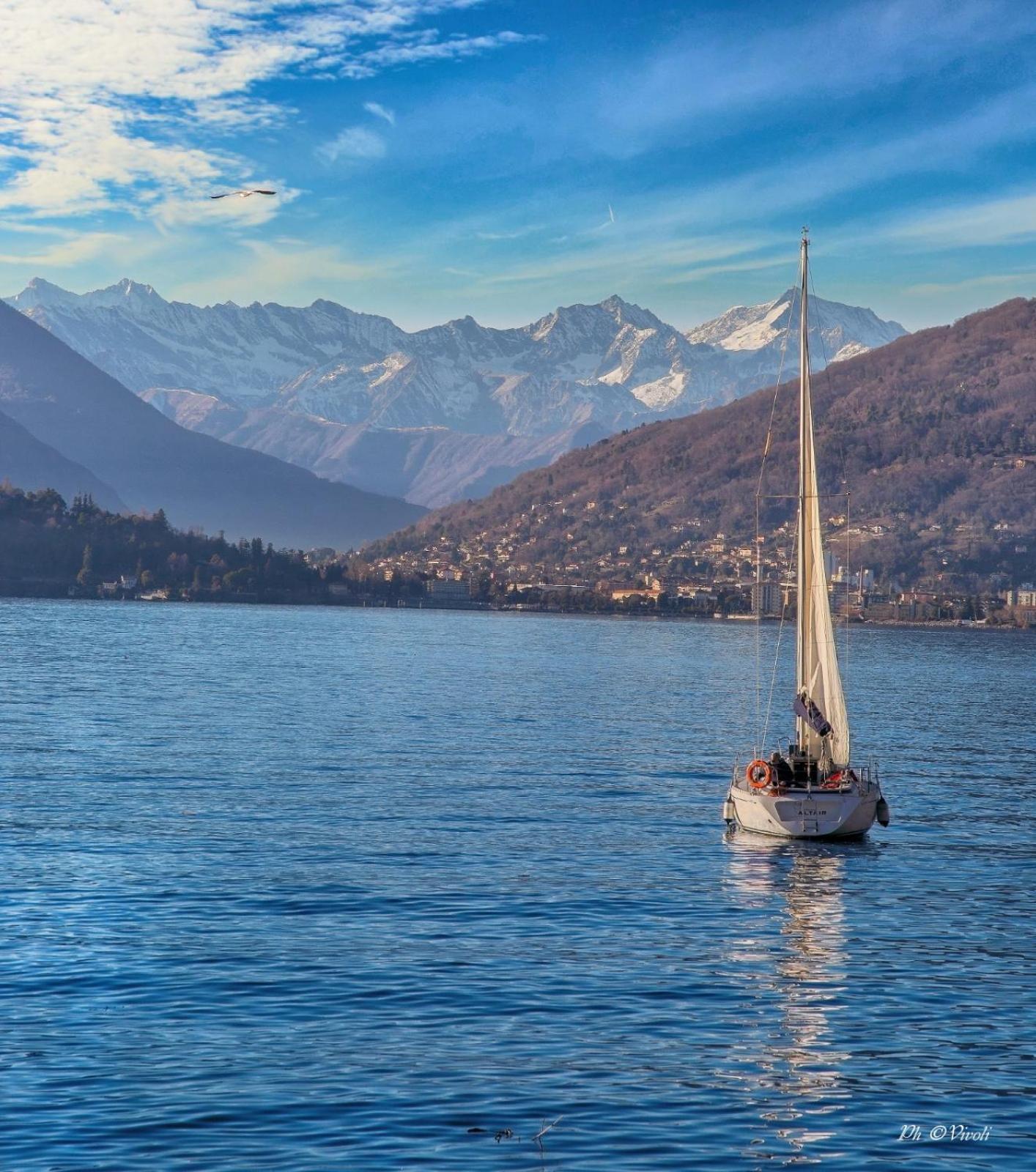 Lily Lake Maggiore ラヴェーノ エクステリア 写真